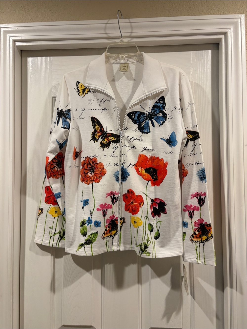 Jess & Jane White Floral & Butterfly Zip Jacket lightweight size S NWT - Picture 1 of 7